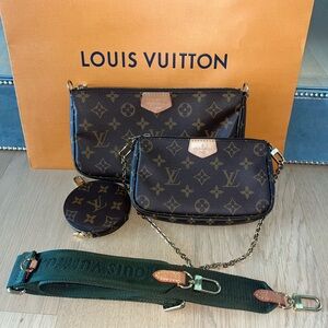 Louis Vuitton Multi Pochette Accessories Bag